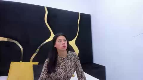 Snapshot of valeriamontclair chatting on 21, 3, 2026 Valeria online show from 21, 3, 2026