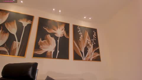 Valeria online show from 19, 12, 2024