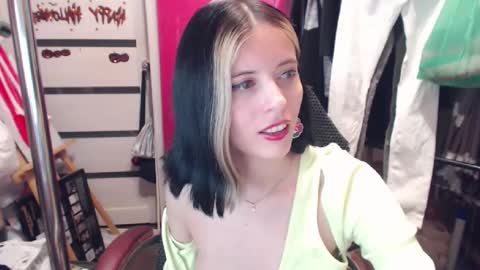 ValeriaXKiss online show from 17, 12, 2024