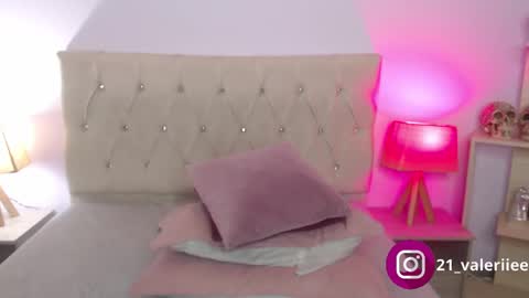 Valeriee online show from 4, 1, 2025