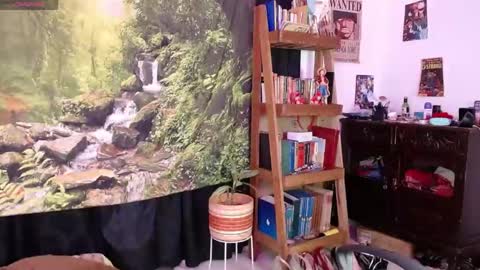 Snapshot of valerie_smile chatting on 30, 4, 2026 Valerie online show from 30, 4, 2026
