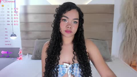 Snapshot of valeriediazx chatting on 8, 2, 2025 valeri online show from 8, 2, 2025