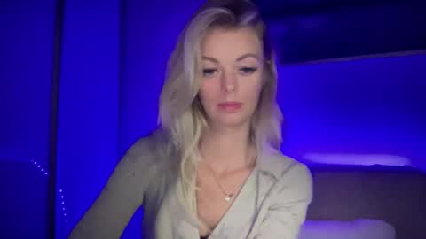 Valerie  online show from 22, 9, 2025