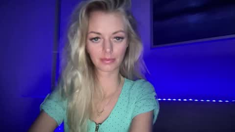 Valerie  online show from 13, 10, 2025