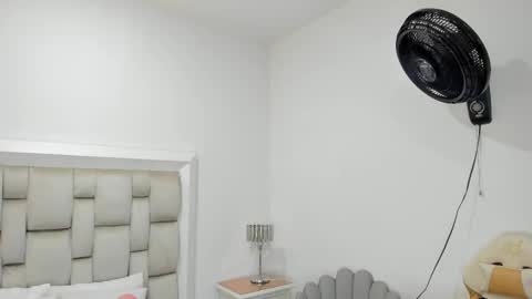 Snapshot of valeriesoto chatting on 6, 10, 2025 Valerie online show from 6, 10, 2025