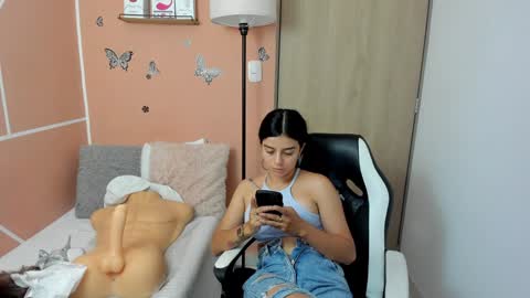 Juli C online show from 17, 1, 2025