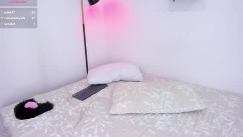 Cris  online show from 2, 12, 2024