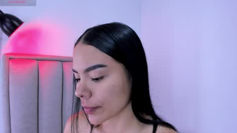 Cris  online show from 7, 4, 2026