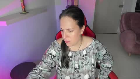 Valery adams1 online show from 8, 1, 2025