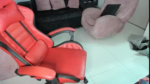 Valery adams1 online show from 6, 3, 2025