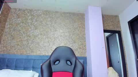 Snapshot of valery_allen_ chatting on 2, 10, 2025 Valery online show from 2, 10, 2025