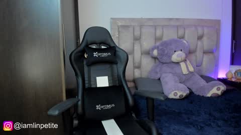  Valery Lin Dupont online show from 18, 1, 2025