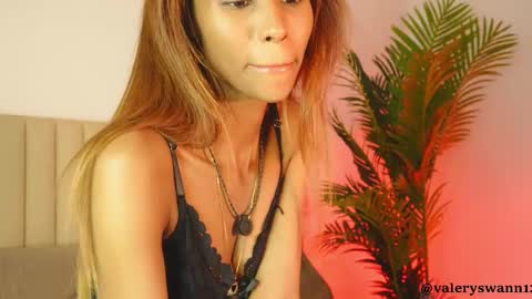 Valery swan1 online show from 24, 10, 2025