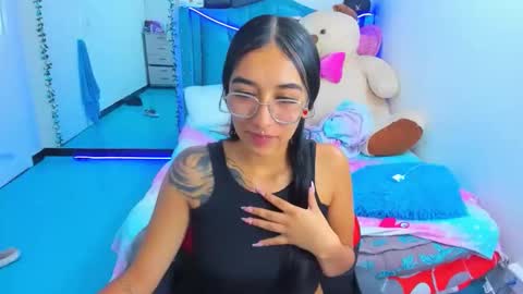 Snapshot of valery_taylor_1 chatting on 18, 4, 2026 valery online show from 18, 4, 2026