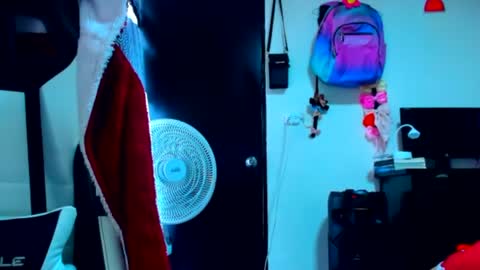 Snapshot of valerybaker1 chatting on 29, 7, 2026 B V Naughty online show from 29, 7, 2026