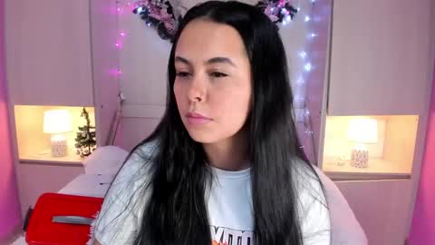 Snapshot of valerymeyerr chatting on 8, 12, 2024 valerymeyerr online show from 8, 12, 2024