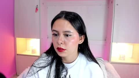 Snapshot of valerymeyerr chatting on 5, 3, 2025 valerymeyerr online show from 5, 3, 2025
