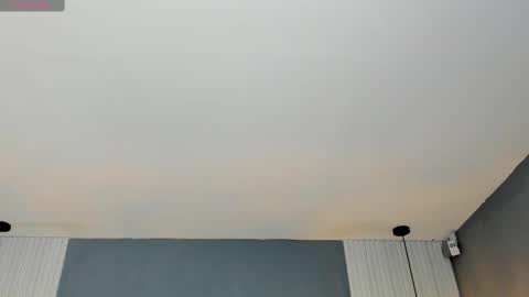 Carla online show from 8, 3, 2025