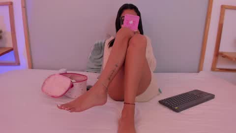Snapshot of valerysanchez_ chatting on 11, 1, 2025 Valery online show from 11, 1, 2025