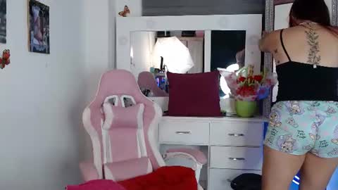 Snapshot of valeryy_sexyy chatting on 25, 6, 2026 --- online show from 25, 6, 2026