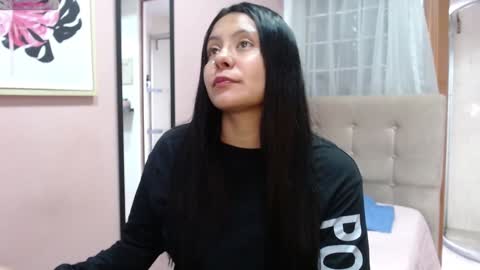 Snapshot of valevicious chatting on 10, 12, 2024 valevicious online show from 10, 12, 2024
