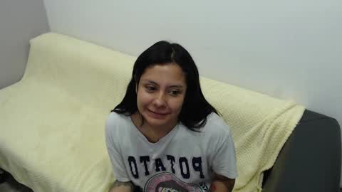 Snapshot of valevicious chatting on 7, 1, 2025 valevicious online show from 7, 1, 2025