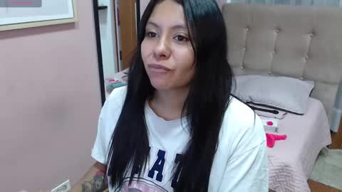 Snapshot of valevicious chatting on 17, 2, 2025 valevicious online show from 17, 2, 2025