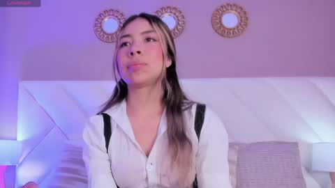 Snapshot of valeygomez chatting on 29, 4, 2026 Valey online show from 29, 4, 2026