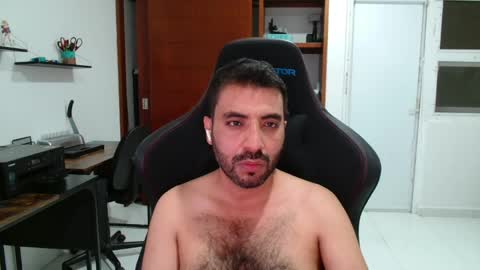 Roberto Carlos online show from 5, 4, 2026