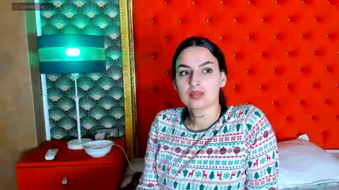 Snapshot of valleriejonnes chatting on 20, 4, 2026 Valerie Val V online show from 20, 4, 2026