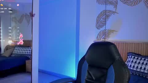 valleriie_ online show from 9, 9, 2025