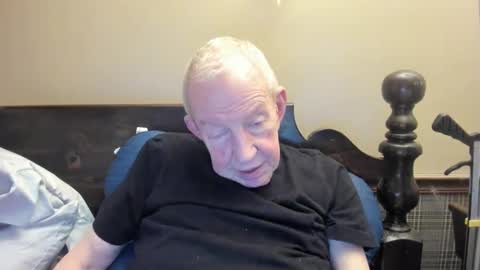 Snapshot of valleylaker chatting on 5, 11, 2025 valleylaker online show from 5, 11, 2025