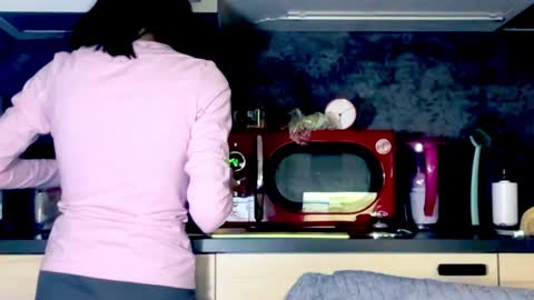 Snapshot of valorant_girl chatting on 20, 12, 2024 Little Devil online show from 20, 12, 2024