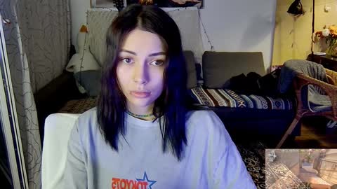Snapshot of valorant_girl chatting on 29, 1, 2025 Little Devil online show from 29, 1, 2025