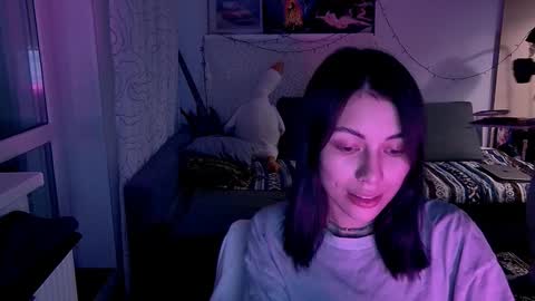 Snapshot of valorant_girl chatting on 5, 2, 2025 Little Devil online show from 5, 2, 2025