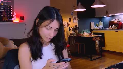 Snapshot of valorant_girl chatting on 11, 10, 2025 Little Devil online show from 11, 10, 2025