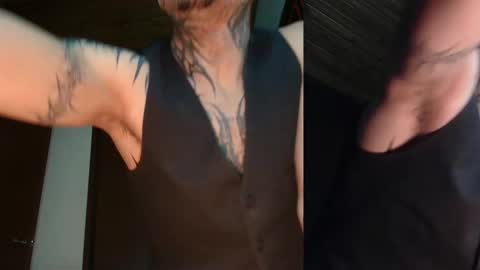 david guzman i model independenthelp me with a thumbs up online show from 24, 2, 2025