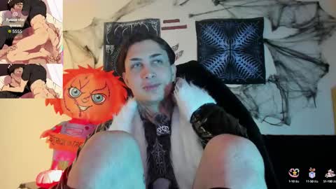 david guzman i model independenthelp me with a thumbs up online show from 12, 10, 2025