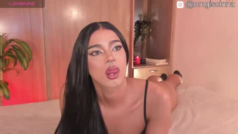 Cinnamon  online show from 17, 11, 2025