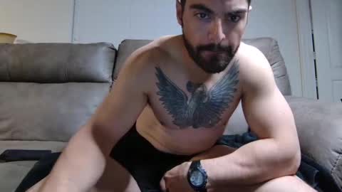 Snapshot of vampz888 chatting on 17, 11, 2025 HUNG LATINO 888 bigcock fit athletic latino online show from 17, 11, 2025