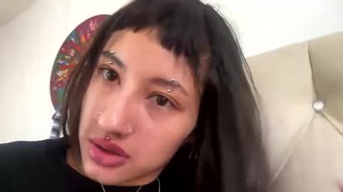 Snapshot of vandalovee chatting on 12, 1, 2025 Babi Alu online show from 12, 1, 2025