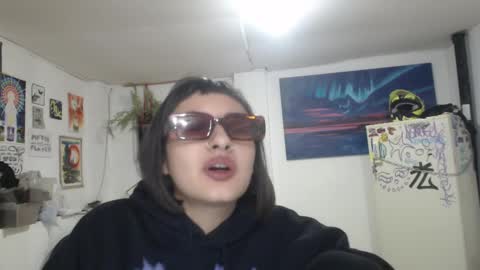 Snapshot of vandalovee chatting on 13, 1, 2025 Babi Alu online show from 13, 1, 2025