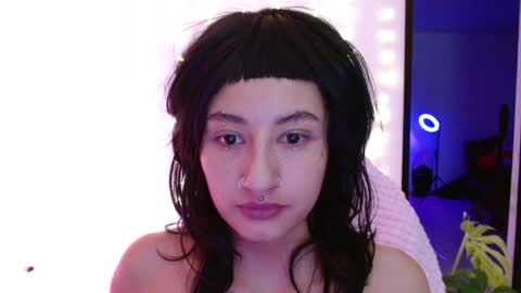 Snapshot of vandalovee chatting on 16, 1, 2025 Babi Alu online show from 16, 1, 2025
