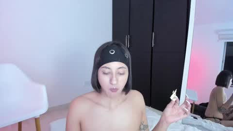 Snapshot of vandalovee chatting on 11, 3, 2025 Babi Alu online show from 11, 3, 2025