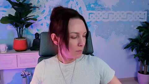 Vanda online show from 15, 9, 2025