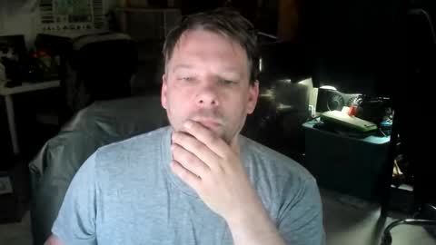 Snapshot of vandonh chatting on 13, 11, 2025 vandonh online show from 13, 11, 2025