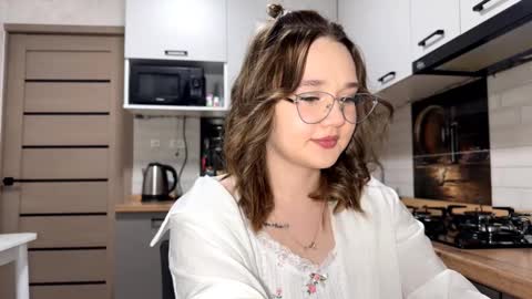 Snapshot of vanesabrazzle chatting on 16, 3, 2026 Velma online show from 16, 3, 2026