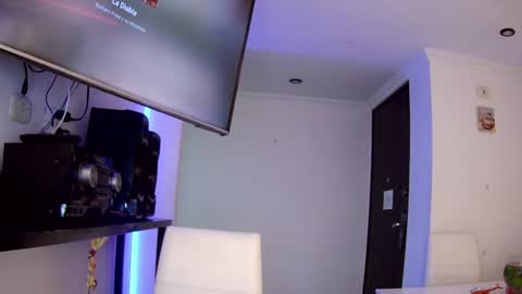 Snapshot of vanesam chatting on 25, 7, 2026 vanessa and samantha online show from 25, 7, 2026