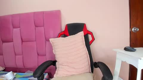 vaness_dior online show from 6, 1, 2025