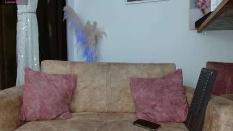 Snapshot of vanessa_brett_1 chatting on 30, 4, 2026 vanessa online show from 30, 4, 2026